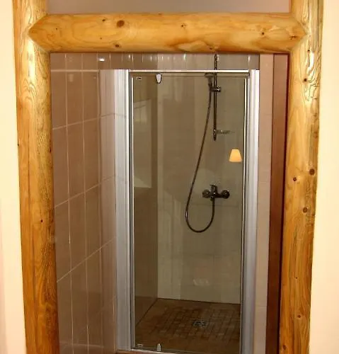 לינה וארוחת בוקר Gestehof Hetzenberg 3*